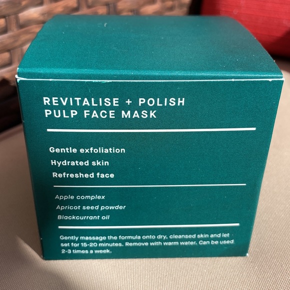 CRABTREE & EVELYN Revitalize + Polish Pulp Face Mask 3.5 OZ New In Box - Picture 3 of 4